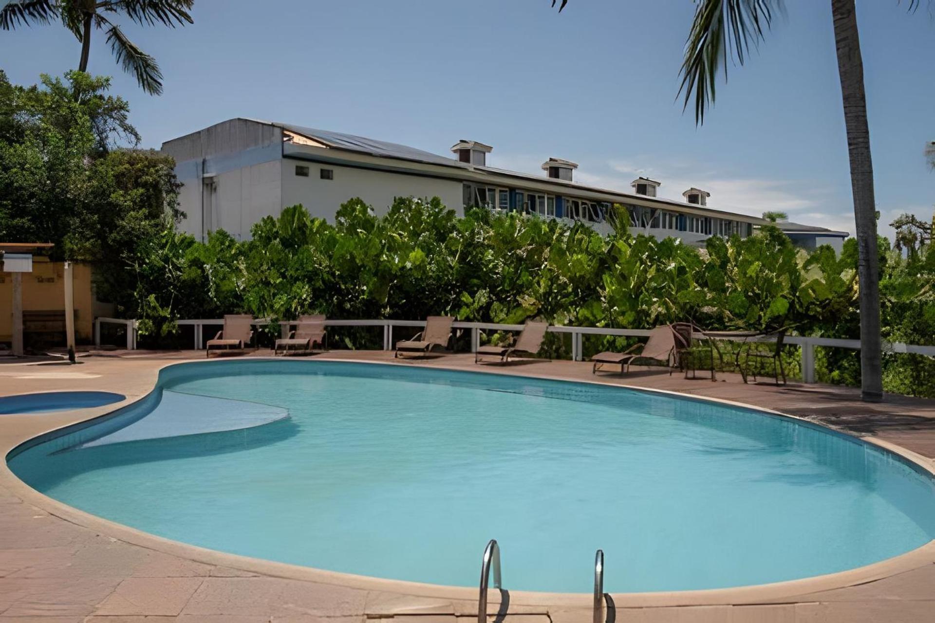 Em Frente A Praia De Taperapuan; Piscina; 1 Quarto; Wifi 300 Mbs; Estacionamento Gratuito 1 Veiculo Πόρτο Σεγκούρο Εξωτερικό φωτογραφία
